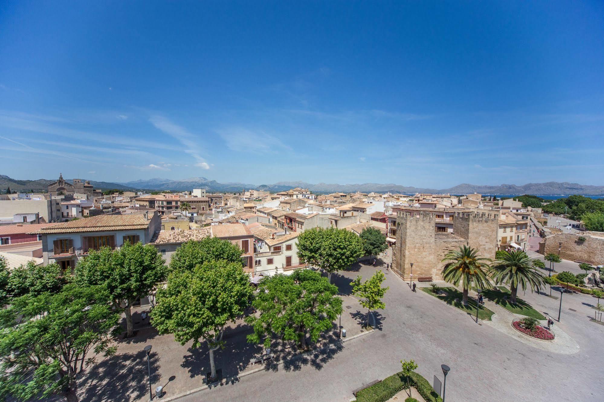 Apartamentos Carlos V Alcúdia Extérieur photo